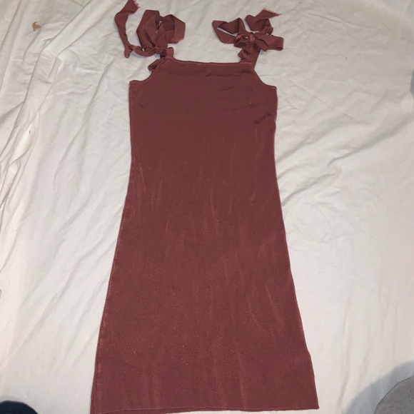 Urban outfitters rose Mary tie shoulder dress - Picture 4 of 6